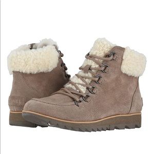 Sorel Boots - brand new in box with tags